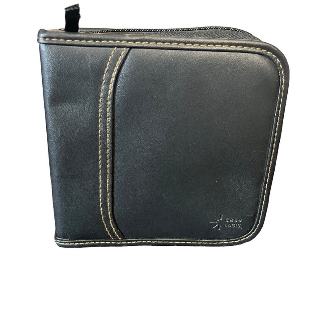 Case Logic 32 CD DVD Wallet Black Organizer Storage Case New Without Tags